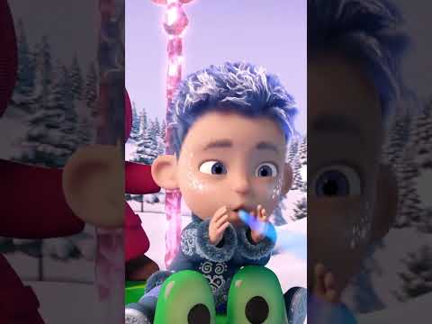 <strong>정말</strong> 아름다워요! ❄️ #shorts #마샤와곰 #mashaandthebear #12달의 전설 #<strong>kids</strong> #cartoon