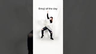 Thumbnail for Kinda got caught up #performanceart #emojismac