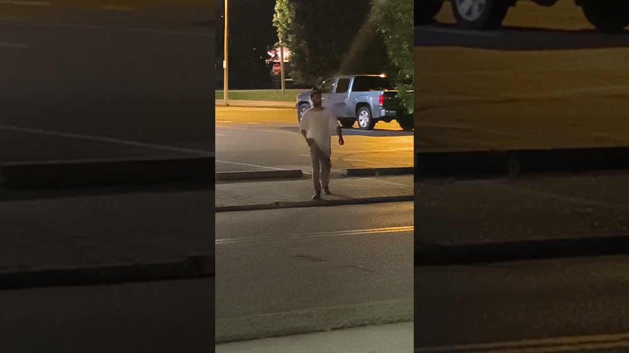 midtown Memphis after dark