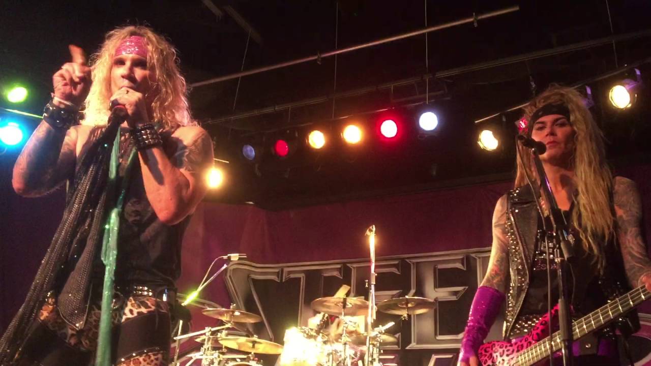 Steel Panther Let Me Cum In (Calgary July 8, 2016) YouTube
