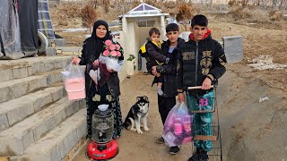 Download Lagu Bringing Order to a Winter Mountain Life | A Warm Day in the Cold MP3