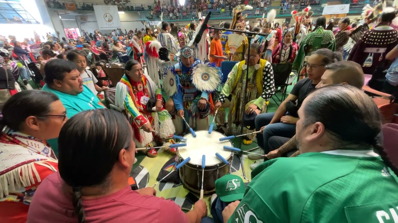 Wooden face flag song @ Morley 2022