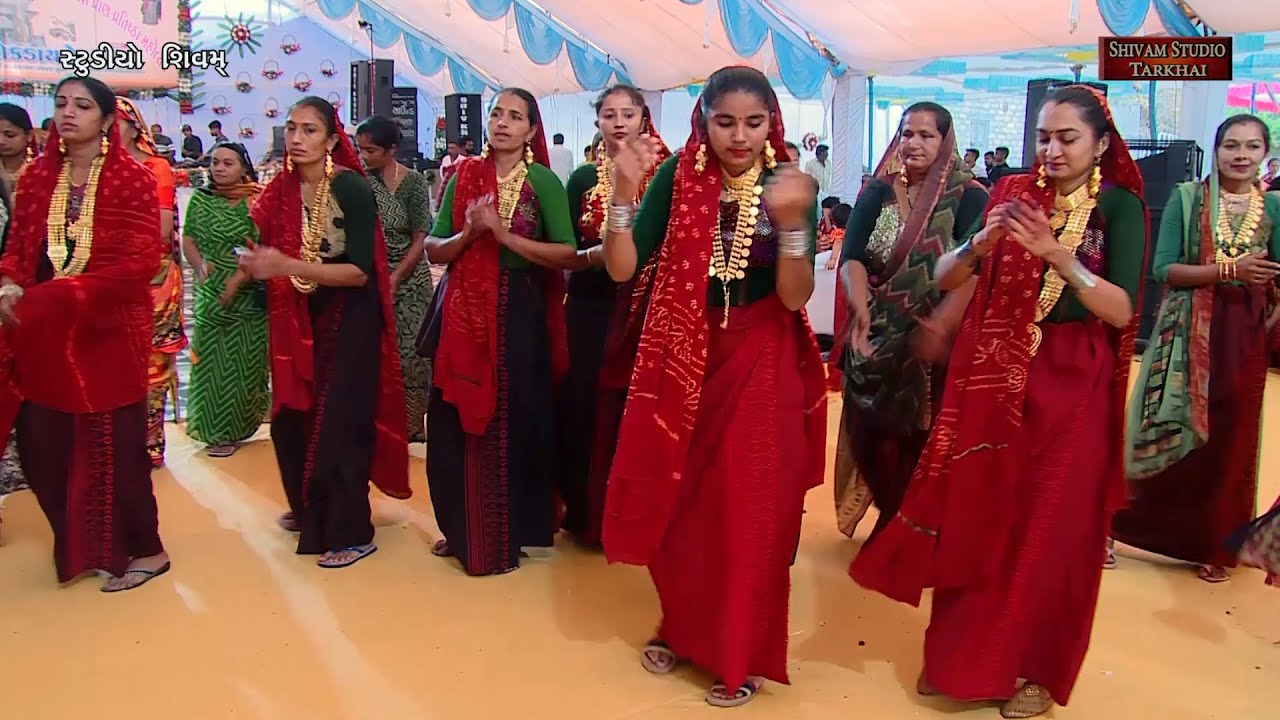 vachhraj mandir 2024 maher mahila traditional raas
