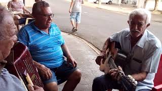 VEJA O TALENTO DESSES CARAS! LORO, TIÃOZITO, E RONAITO NA SANFONA!