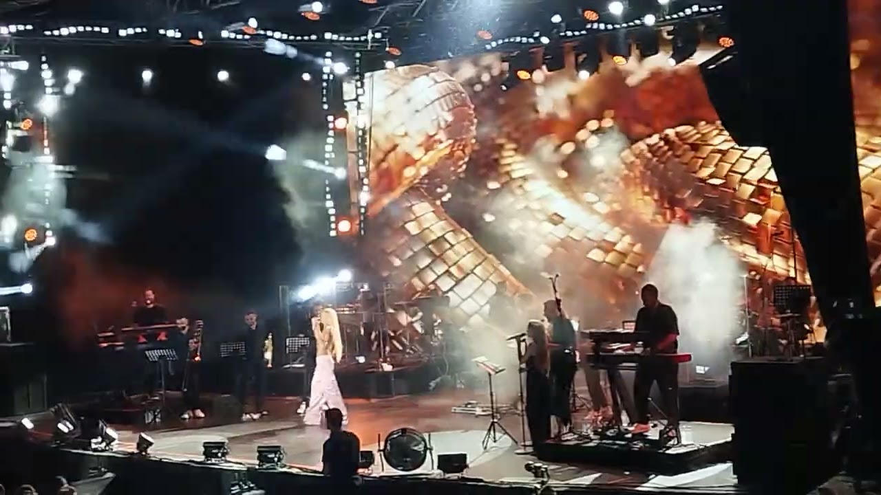 Gülşen - Yurtta Aşk Cihanda Aşk (Harbiye Açıkhava) (01.08.2024)