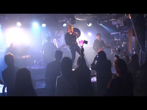 ミュージック KIKKAWA KOJI '84 FLYING PARACHUTE TOUR 吉川晃司 フライングパラシュートツアー84 - メルカリ