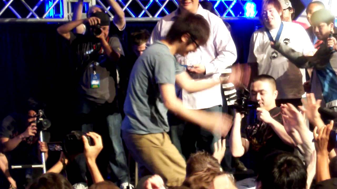 dfw jay at EVO 2011 - The Ending & Medals - Fuudo wins SSF4 AE