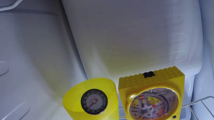 1 Hour Timelapse of Water in Freezer (GoPro Hero 4)