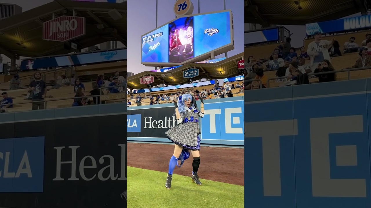 bit more clips from Dodgers hololive Night [Suisei Hoshimachi Cosplay]