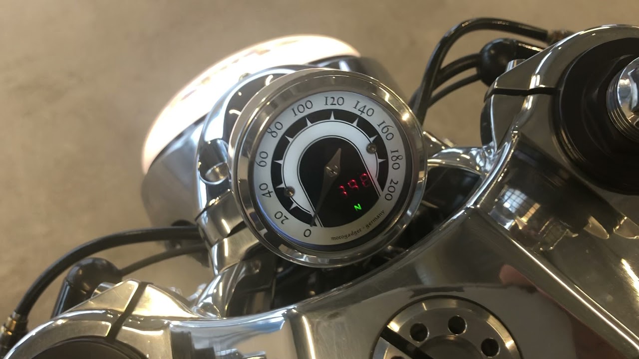 Retro-Cáferacer ACME