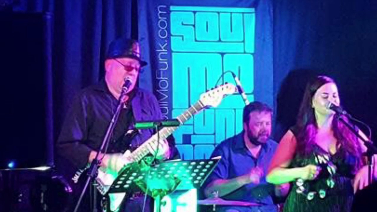 SoulMoFunk Band performing LIVE at Joe's Bar in Higham Ferrers
