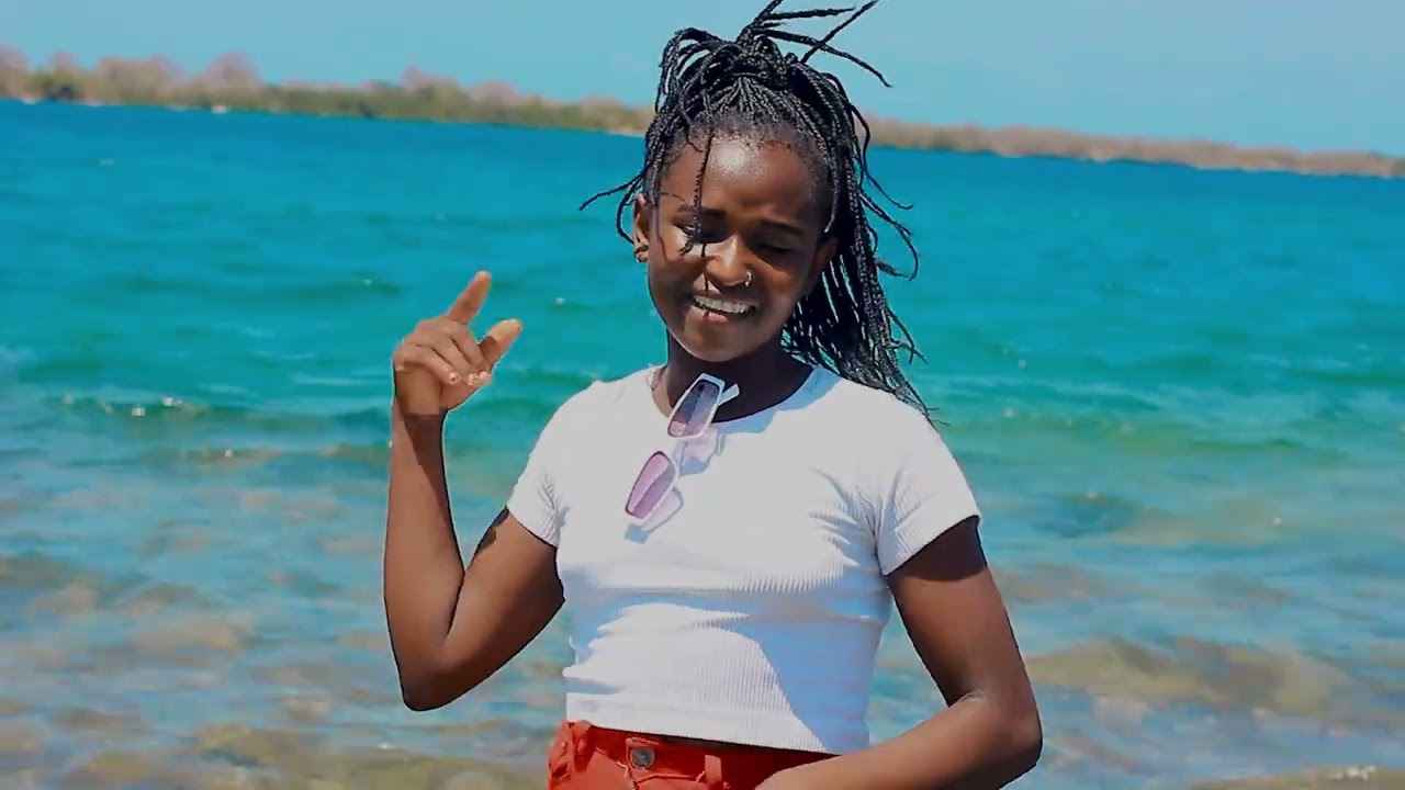 AR ALZIRA COVER MUANA MUAZIZA OFFICIAL Video by Macuras 07