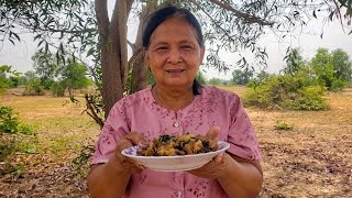 Amazing cooking Ginger Fried Chicken recipe in my countryside
