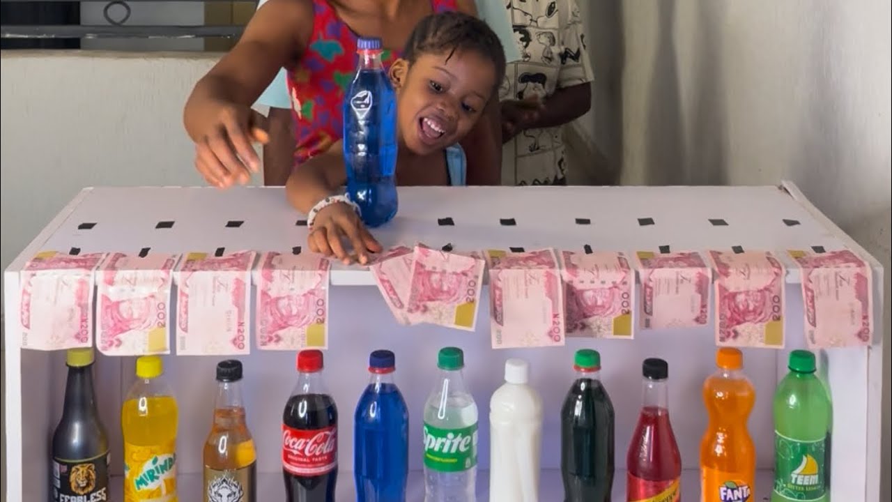 HOW TO MATCH THIS VERY FUNNY & ENTERTAINING 12 BOTTLE  COLOR CHALLENGE - BEST FAMILY GAME SHOW 