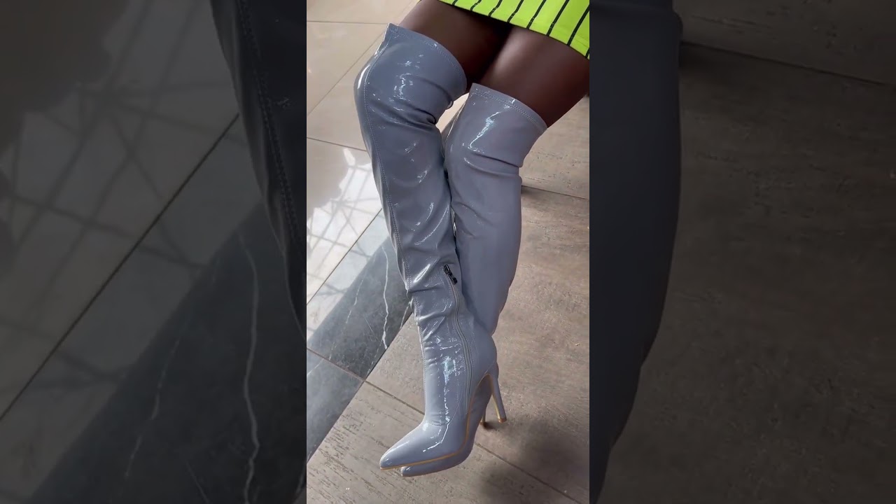 White Thighhigh boots are back