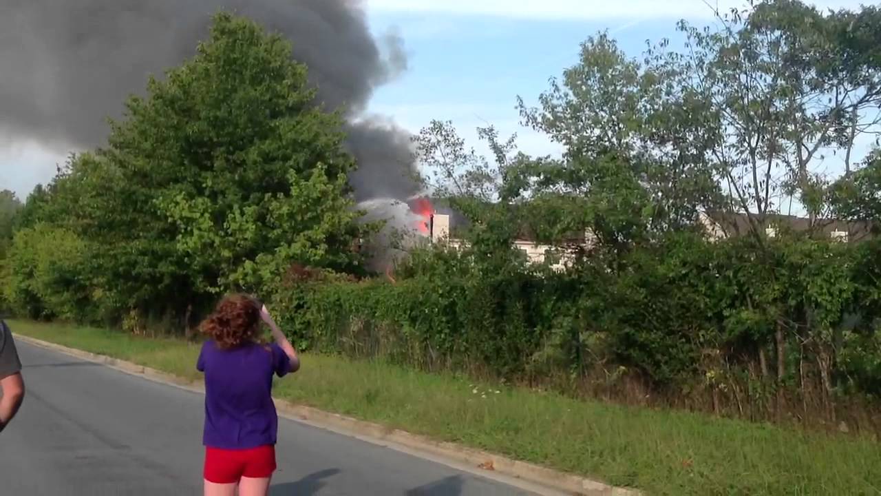 Cherry hill, new jersey house explosion caught in tape YouTube