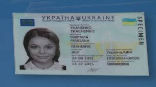 Міграційна служба про переваги паспортів у вигляді ID-картки