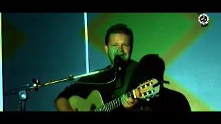 Aldo Custo interpreta " Comentario a Respeito de John " - Belchior