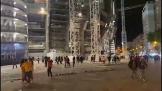 Scenes from Madrid as Fans Hear the Crowd Roar and Try To Get Back In The Santiago Bernabéu