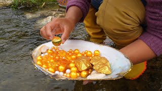 The girl discovered a giant clam, which nurtured charming pearls that were breathtaking in beauty