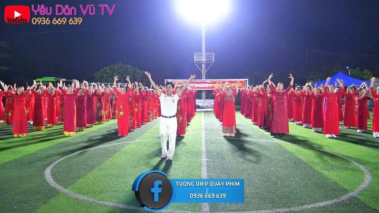 Đồng diễn - Việt Nam ta nắm tay nhau