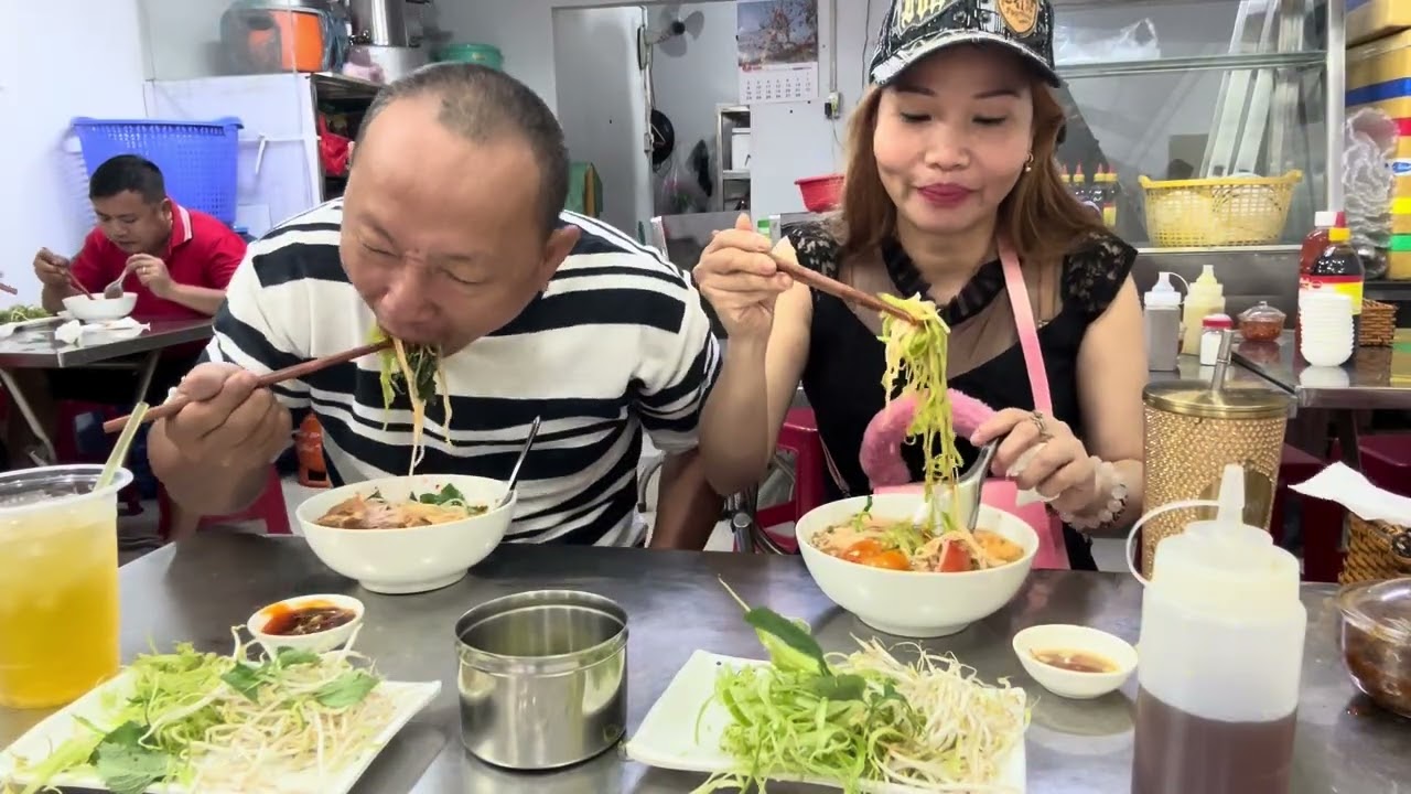 Mời cả nhà ăn bún Riêu Ghẹ Truyền Thống 