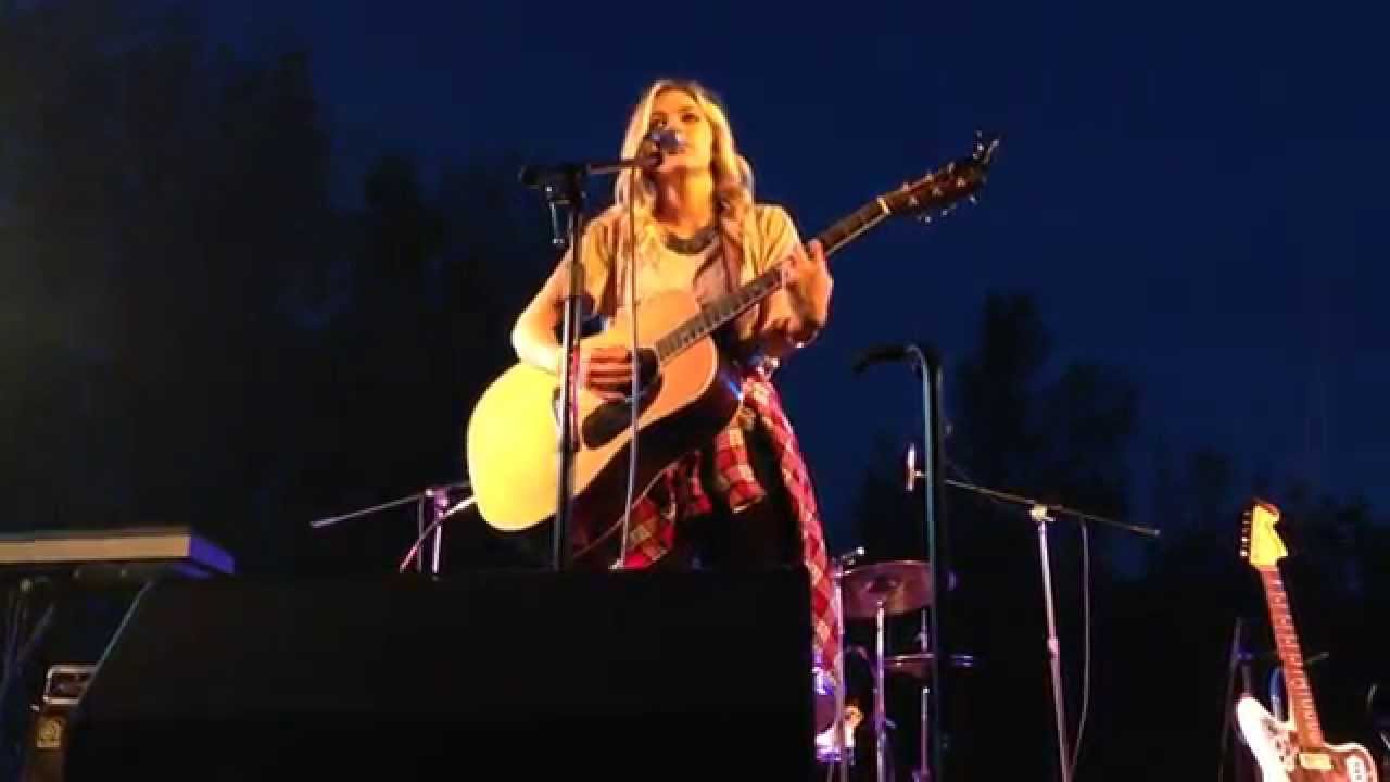 Kenz Hall @ The Branbury - YouTube