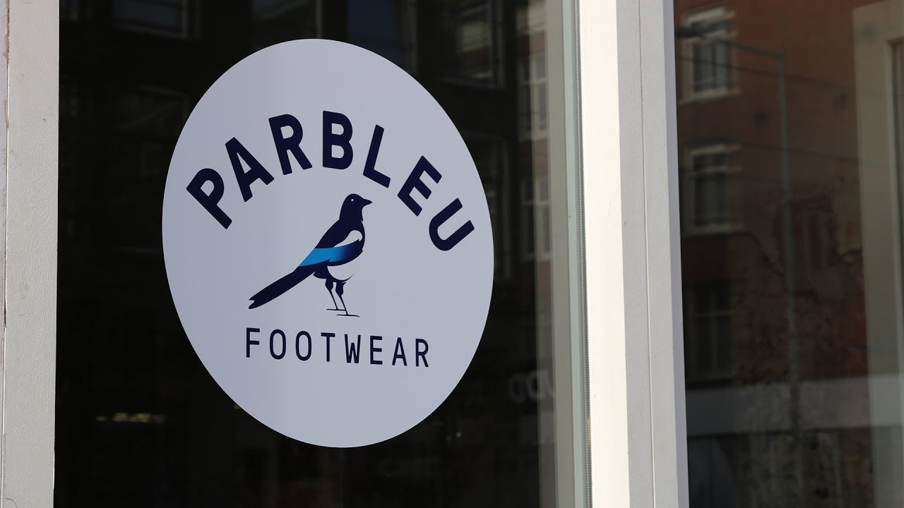 Sneakerjagers Visiting Parbleu