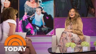 Chrissy Teigen Plays ‘Two Tweets And A Lie’ With KLG And Hoda | TODAY