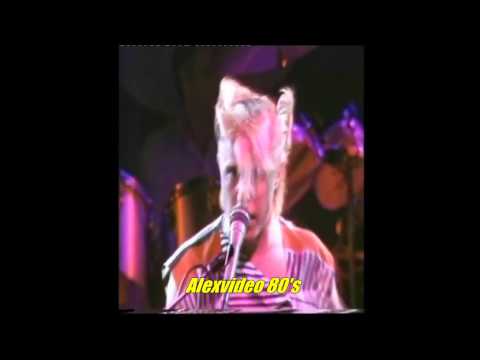 A FLOCK OF SEAGULLS - MODERN LOVE IS AUTOMATIC  (VIDEO)