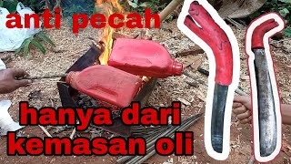 terlalu kreatif kemasan oli bekas jadi gagang golok