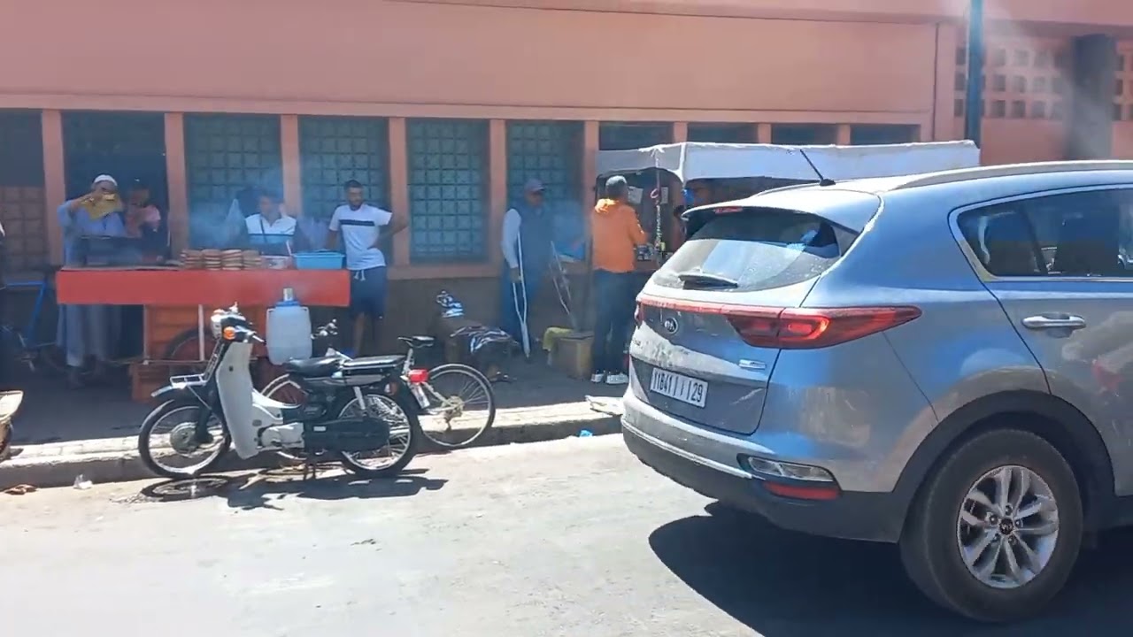 سوق دوار لعسكر #مراكش لمسيرة# تعرف على أثمنة فراخ الحسون 😍المراكشي الأصيل فقط 💯💯 وتحية ودانية🤍