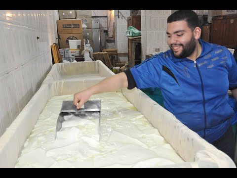 شاهد الجبن الدمياطى شهرة عالمية والسر في الصنعة