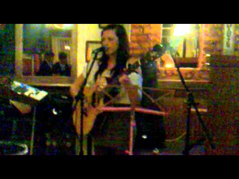 Amy Macdonald - This is the life (Acoustic)