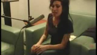 Amy Winehouse - Love is a Losing Game *Live* acoustic