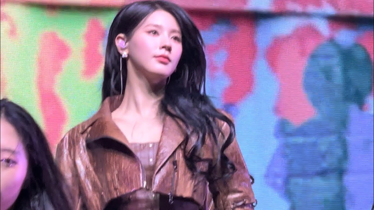 （4K) (G)I-DLE  Tomboy Miyeon fancam in Paris미연직캠