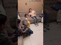 todos somos felices solo faltaba mamá🥺