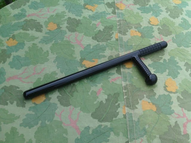 Fiberglass Baton with Side Handle - Fox Outdoor