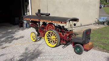 A LARGE MODEL SHOWMAN