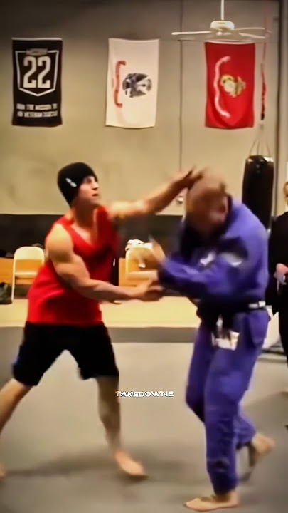 A jacked dude slapped a jiu-jitsu coach #ufc