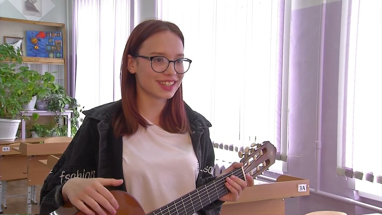 Учащаяся школы № 15 написала письмо Президенту РФ и попросила на Новый год гитару
