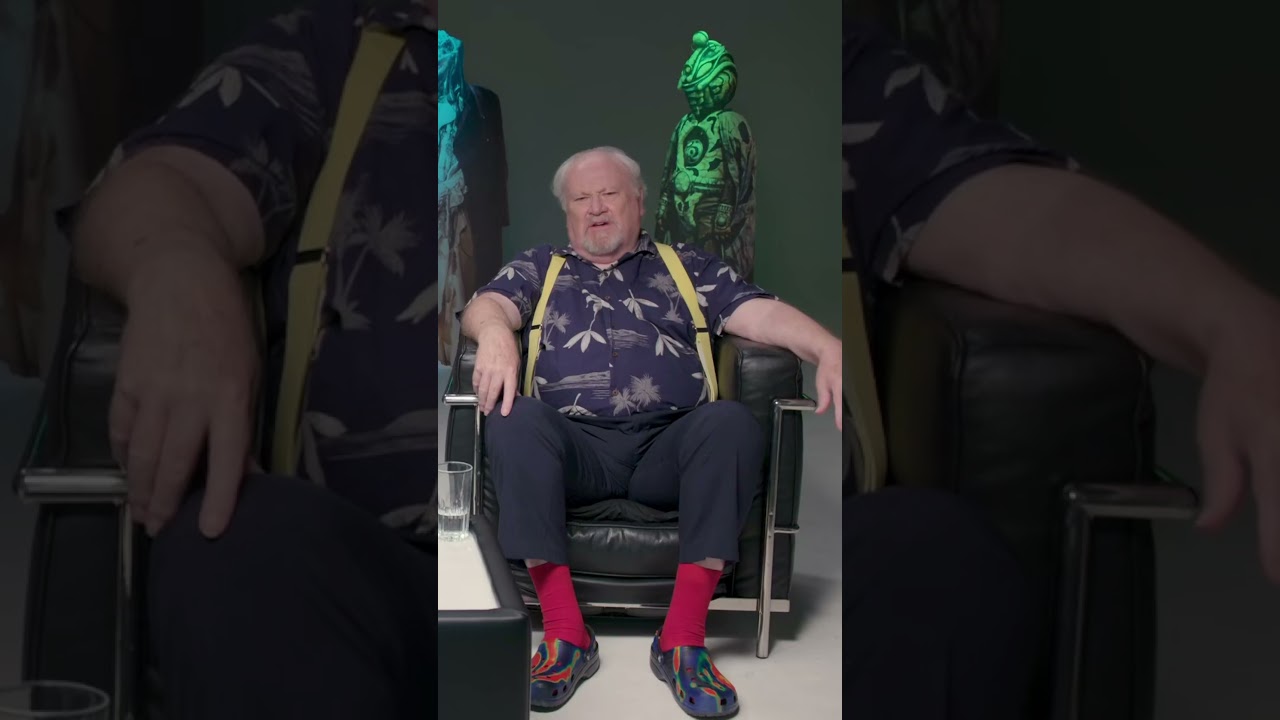 Doctor Who cast react to Nyssa's outfit 