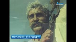 Постеры с изображением классики российского кино набирают популярность у петербуржцев и туристов