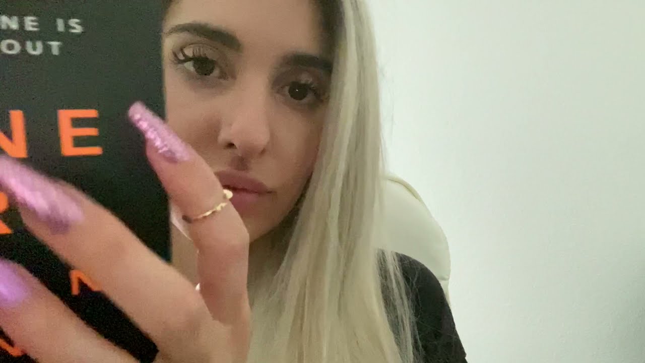 ASMR Book Sounds - Page Turning - Tapping  - Scratching - Paper Sounds (Whispered Intro) 📚 📚 📖