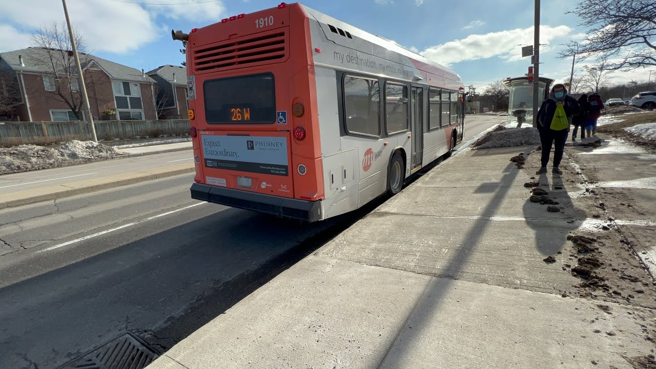 2019 NOVABUS LFS HEV - Miway - Route 26 W