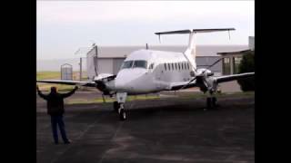 25 Nov 2016 Start up Beechcraft 1900