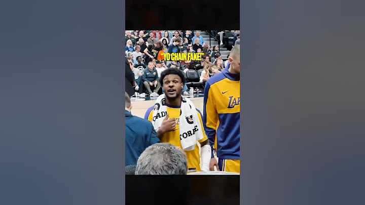 Bronny and LeBron trolling hecklers 🤣 #shorts