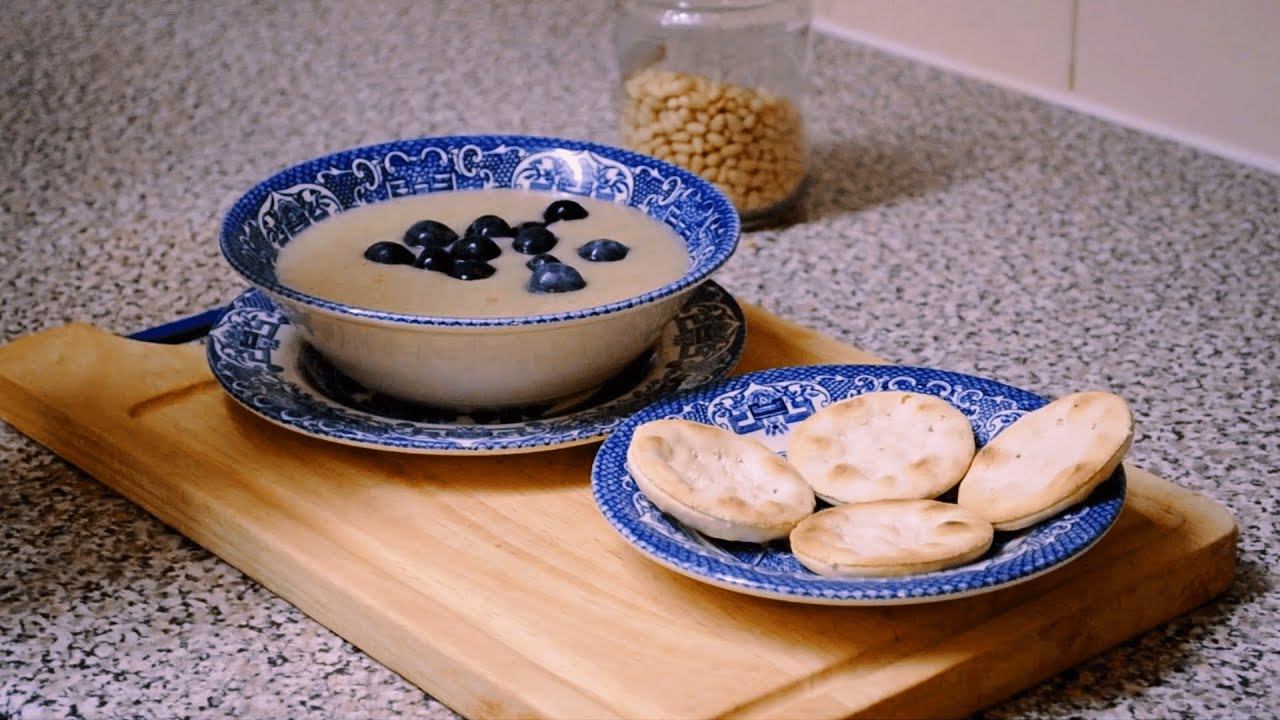 How to Make Green Plantain Porridge | an easy breakfast to make for the mornings