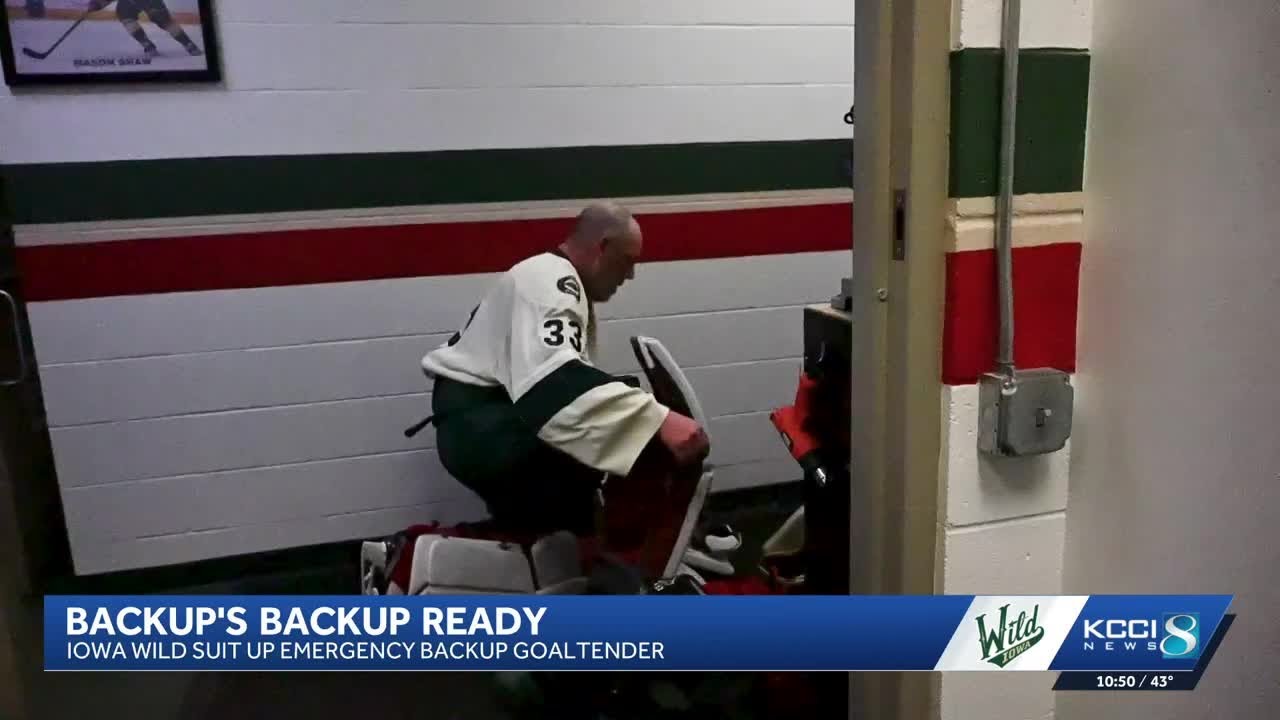 From beer league to big league: Iowa Wild locker room attendant answers the emergency goalie call
