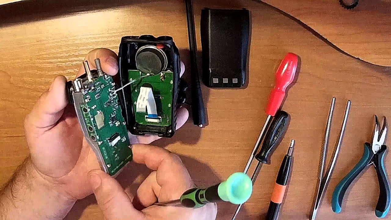 Разобрать и собрать Baofeng UV-B5 / How to take apart and assemble Baofeng UV-B5